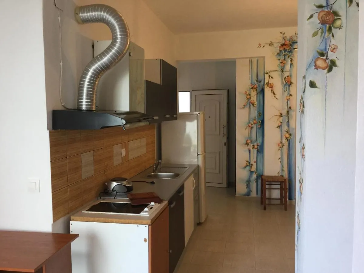 Peaceful Apartments In Elani
